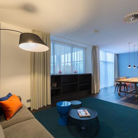 Postillion Hotel Dordrecht Bagian luar foto