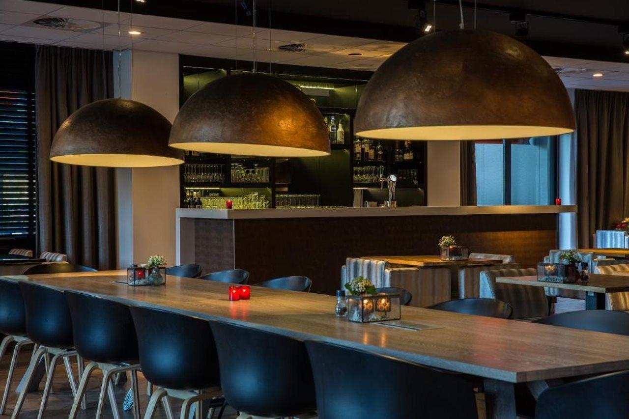 Postillion Hotel Dordrecht Bagian luar foto