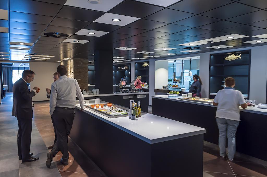 Postillion Hotel Dordrecht Bagian luar foto